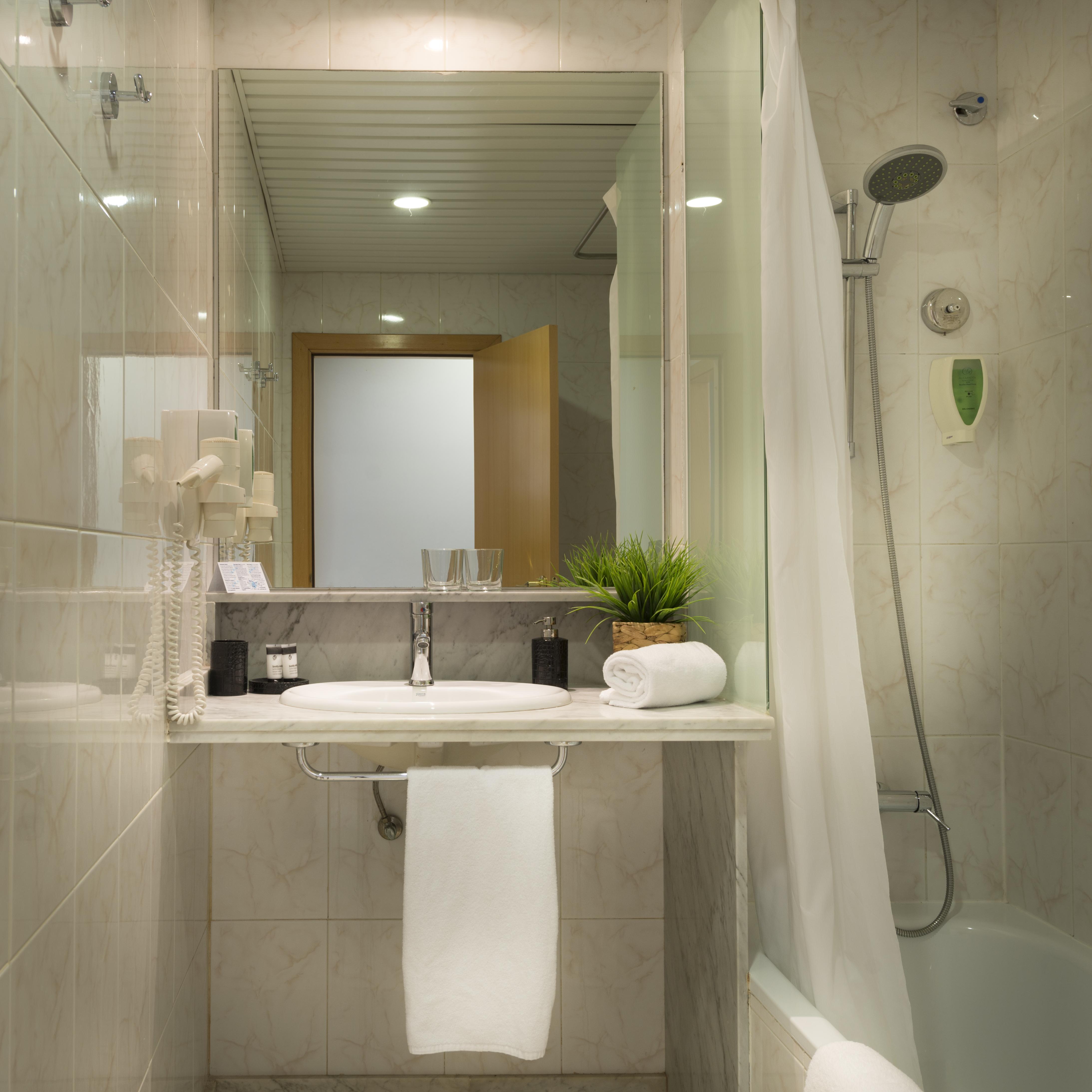 Alexandra Aparthotel Benstarhotelgroup Таррагона Екстер'єр фото
