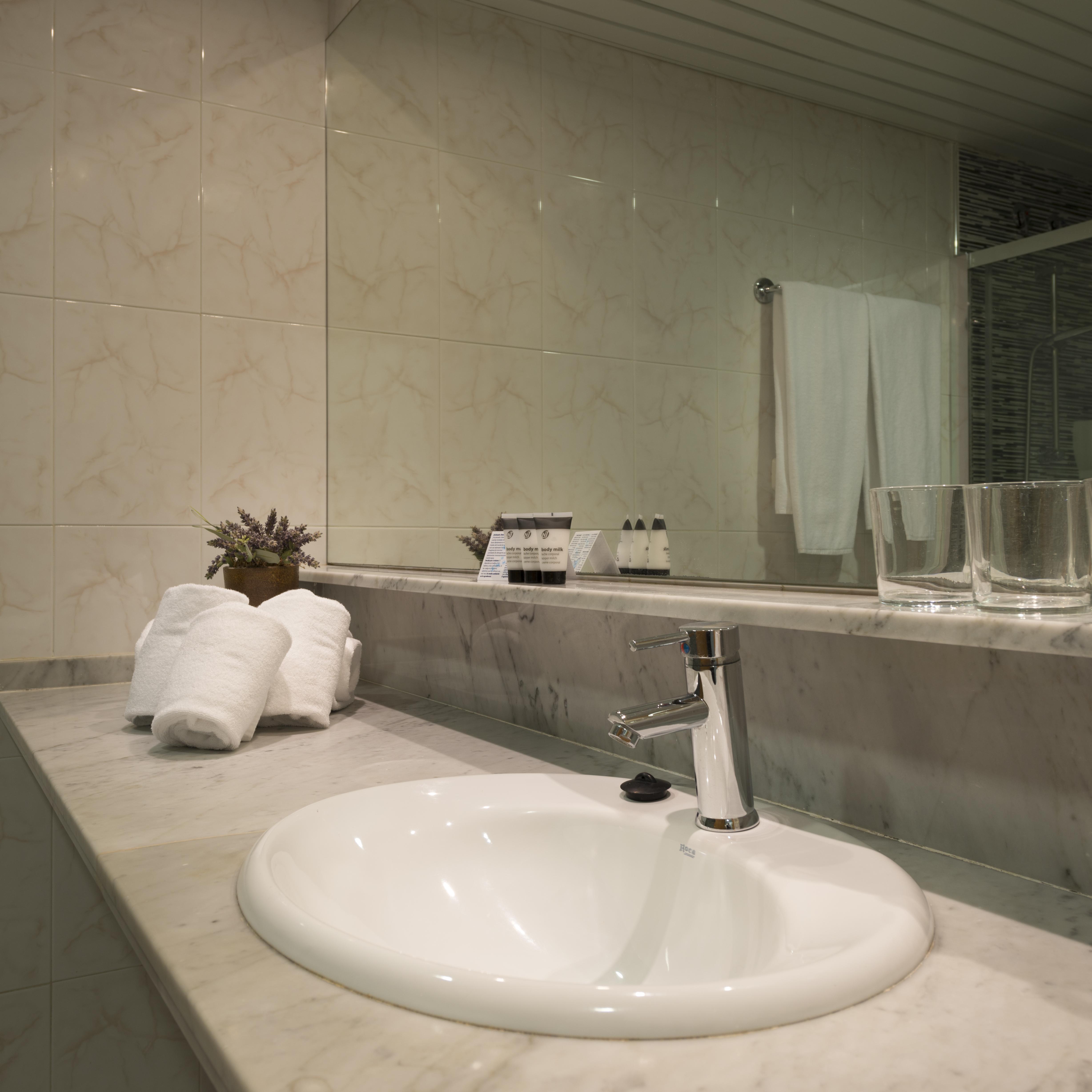 Alexandra Aparthotel Benstarhotelgroup Таррагона Екстер'єр фото