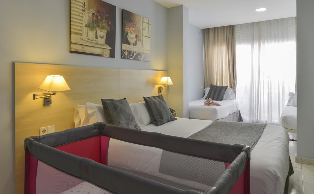 Alexandra Aparthotel Benstarhotelgroup Таррагона Номер фото
