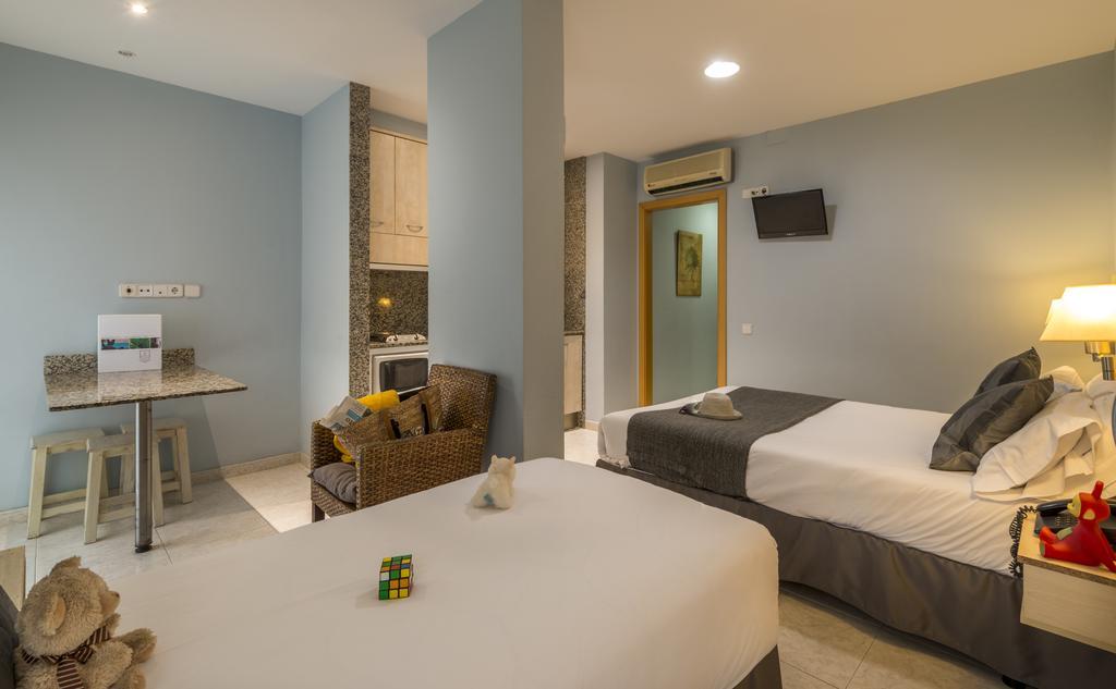 Alexandra Aparthotel Benstarhotelgroup Таррагона Екстер'єр фото