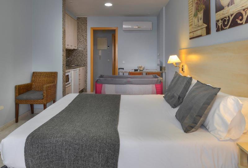 Alexandra Aparthotel Benstarhotelgroup Таррагона Екстер'єр фото